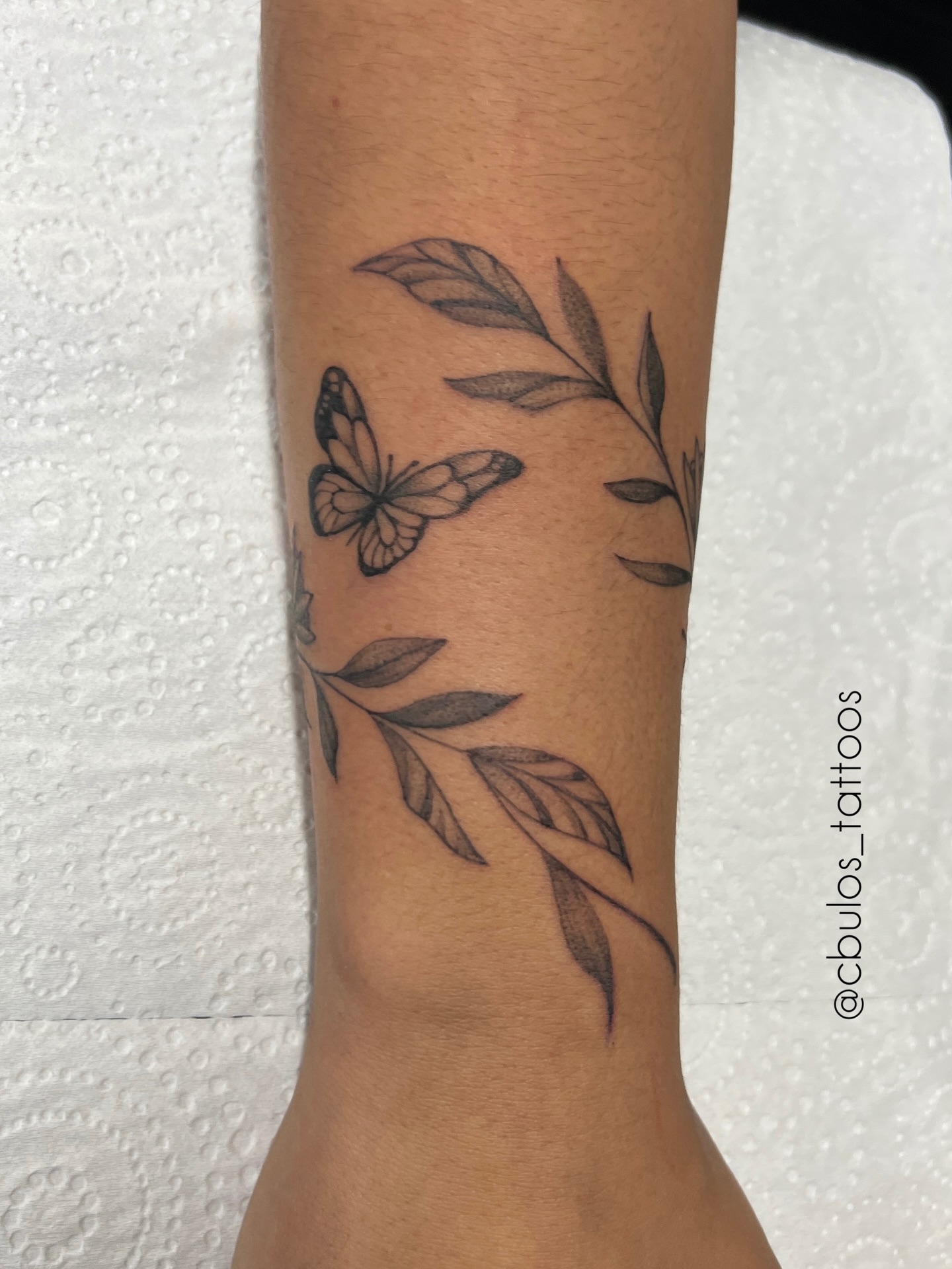 Butterfly & leaves — wrist
